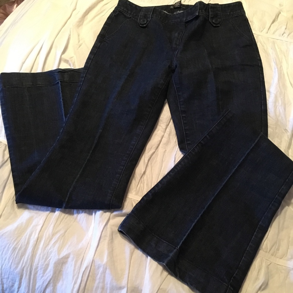 INC. Jeans
